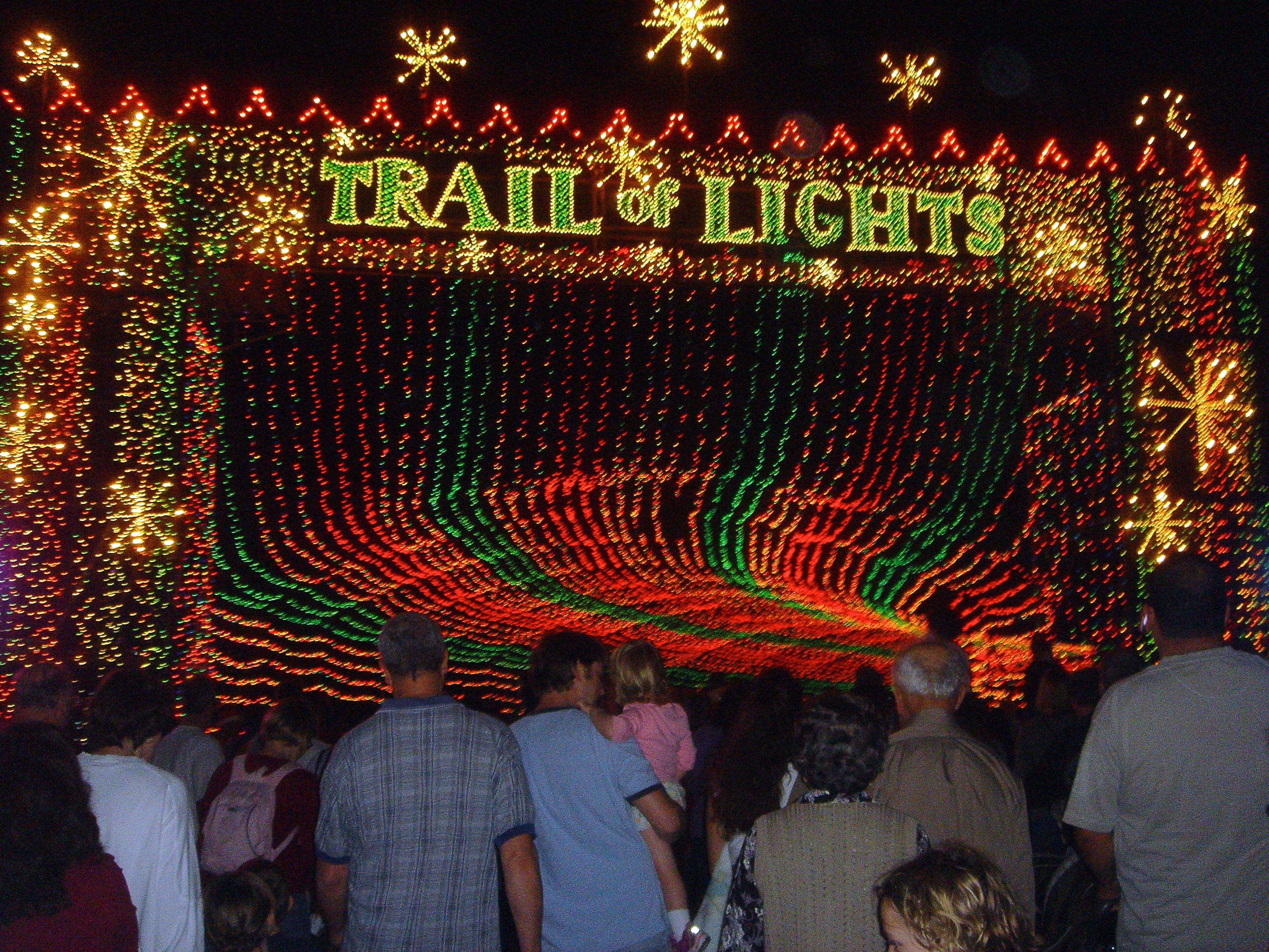 2007-12-11-04-Trail0fLights-Austin.jpg